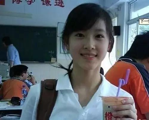 赵丽颖学历中专_娱乐圈学历低成绩差明星_娱乐圈谁学历最低