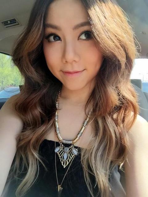 女星下半身惨不忍睹：郑爽牙签腿 范冰冰腿粗屁股大
