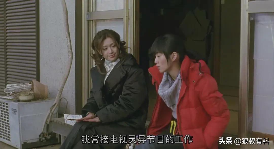 咒怨2日版在线观看_咒怨2 中田秀夫 日本恐怖电影 日本传统信仰 超自然元素 镜头构图 视觉效果 声效运用 配乐创新 恐怖氛围 营造 惊悚剧情